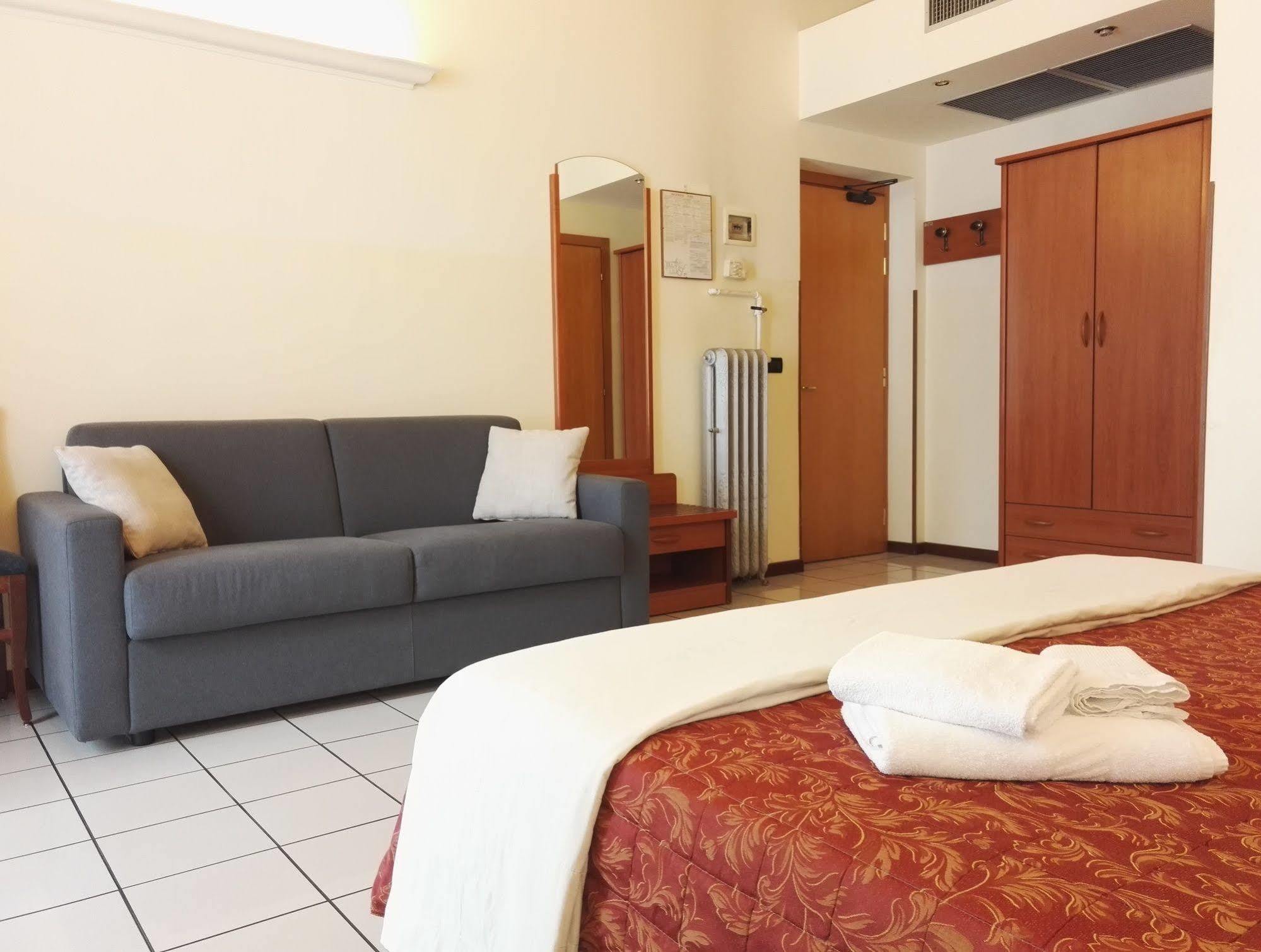 Soana City Rooms Genoa Ngoại thất bức ảnh