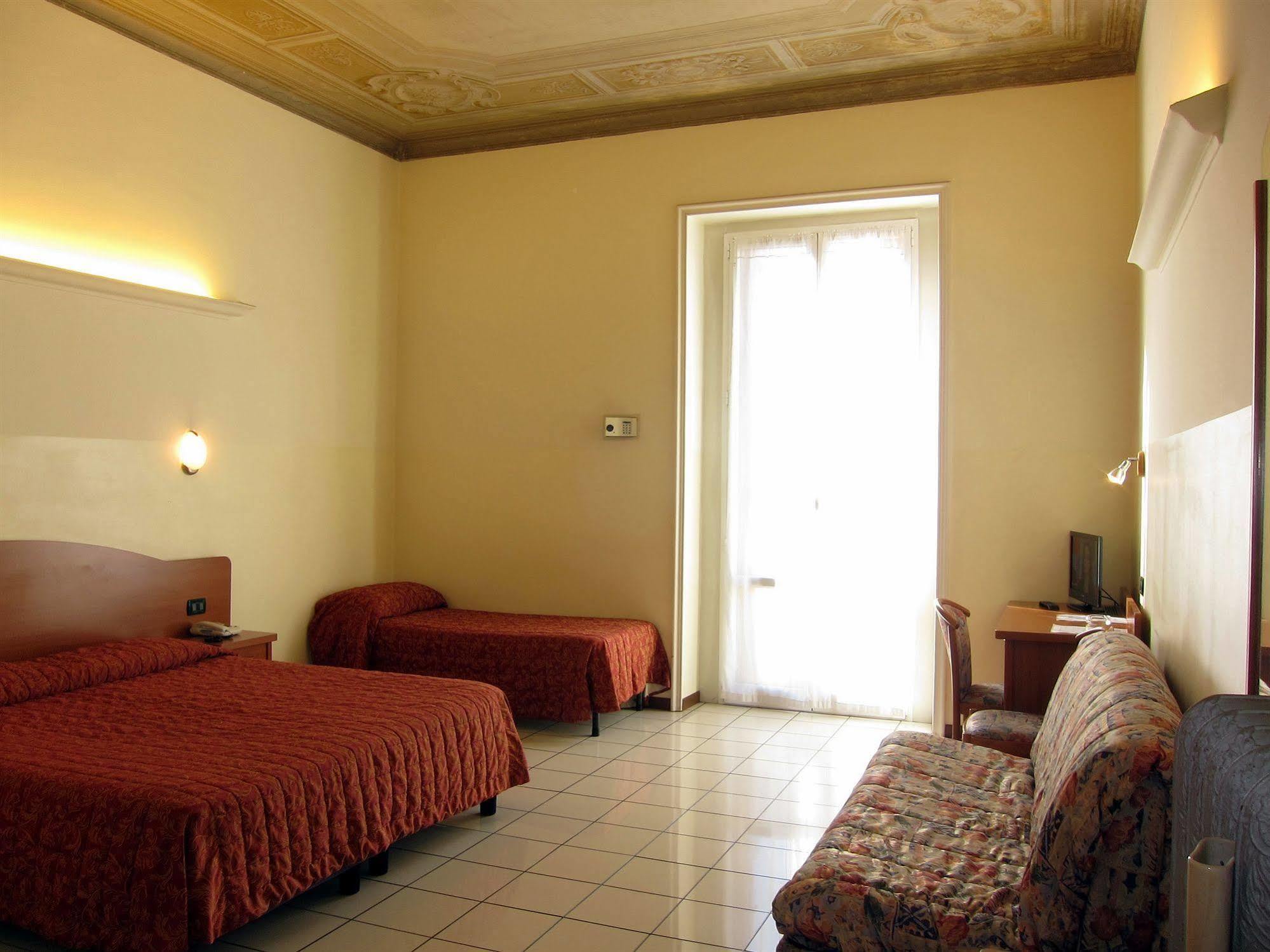 Soana City Rooms Genoa Ngoại thất bức ảnh