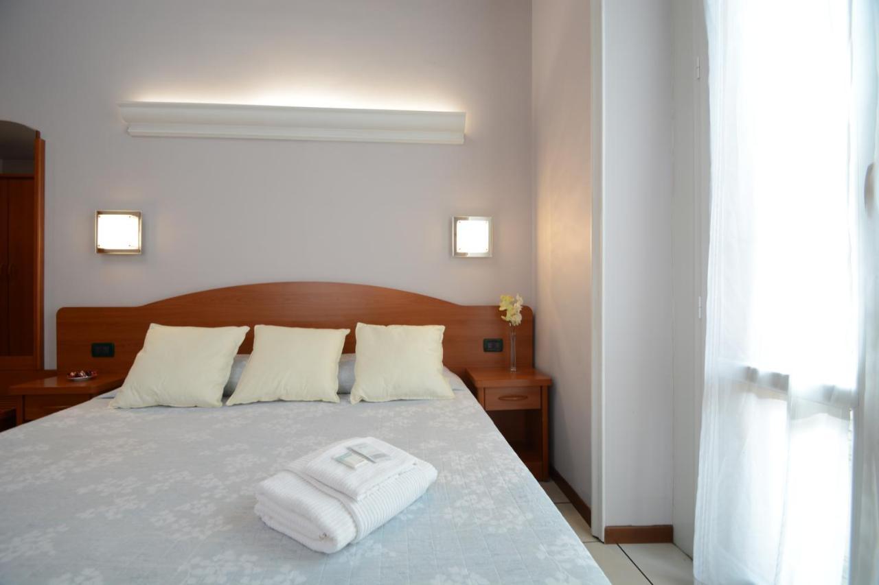 Soana City Rooms Genoa Ngoại thất bức ảnh